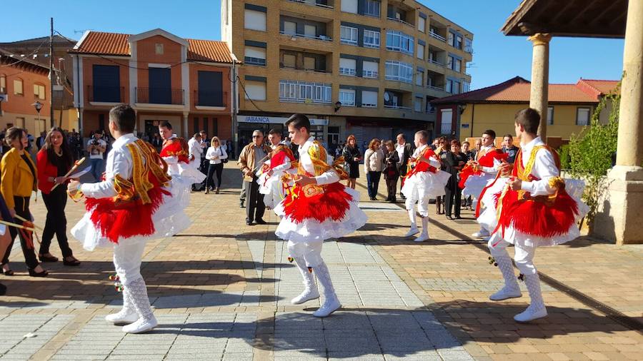 El voto con la Virgen Arrabal