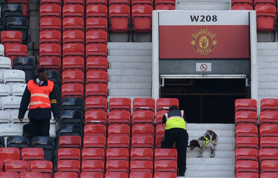 Las imágenes de la suspensión del partido del Manchester United -Bournemouth