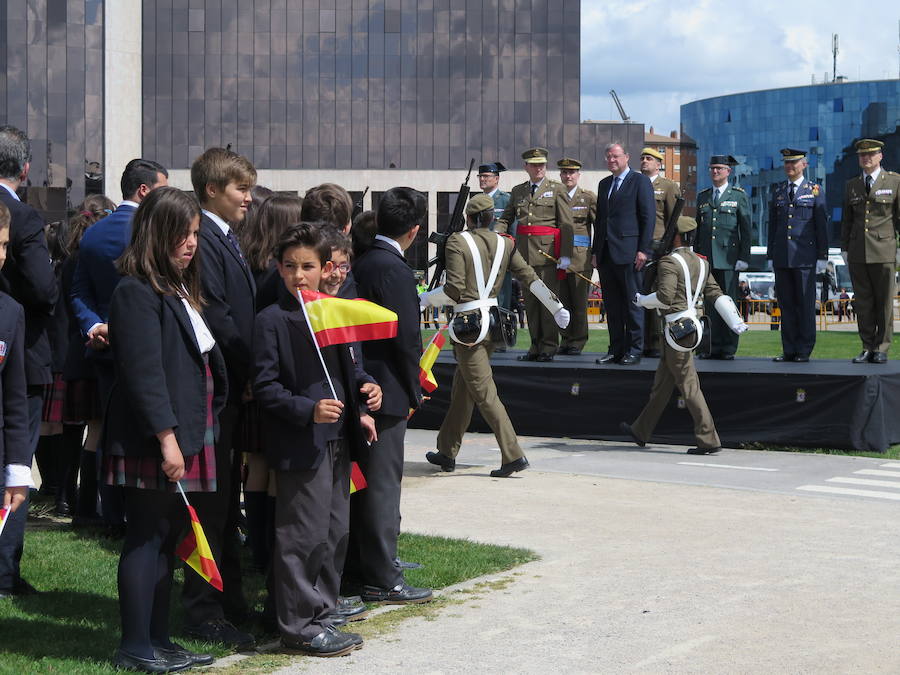 Homenaje en rojigualda
