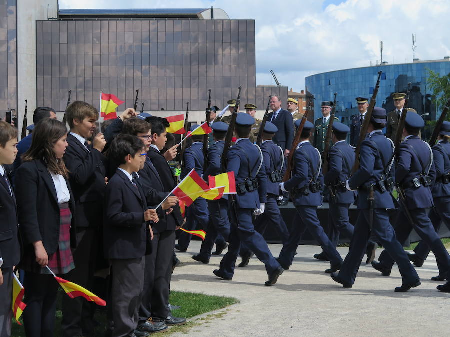 Homenaje en rojigualda