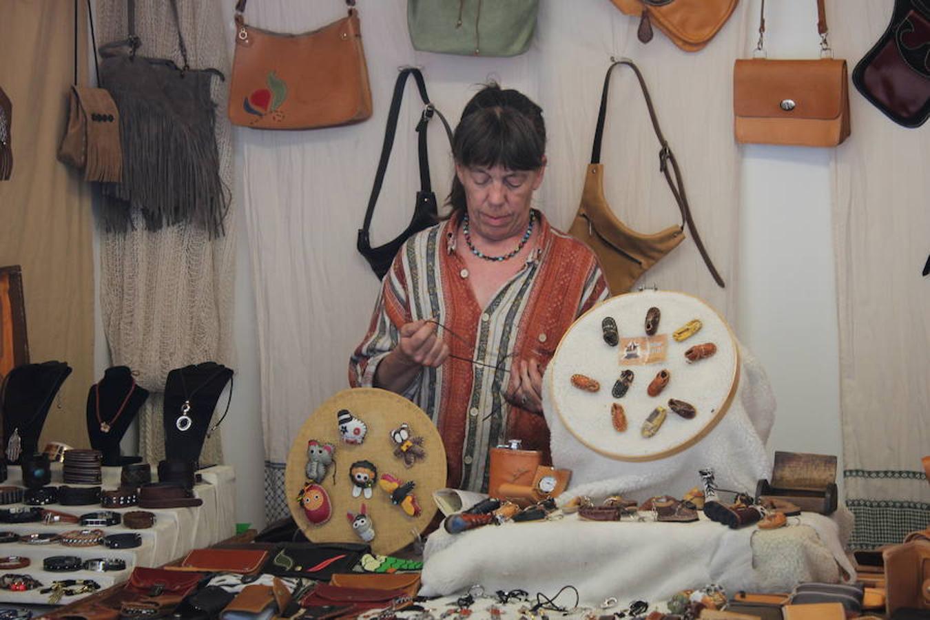 La artesanía inunda el centro de León