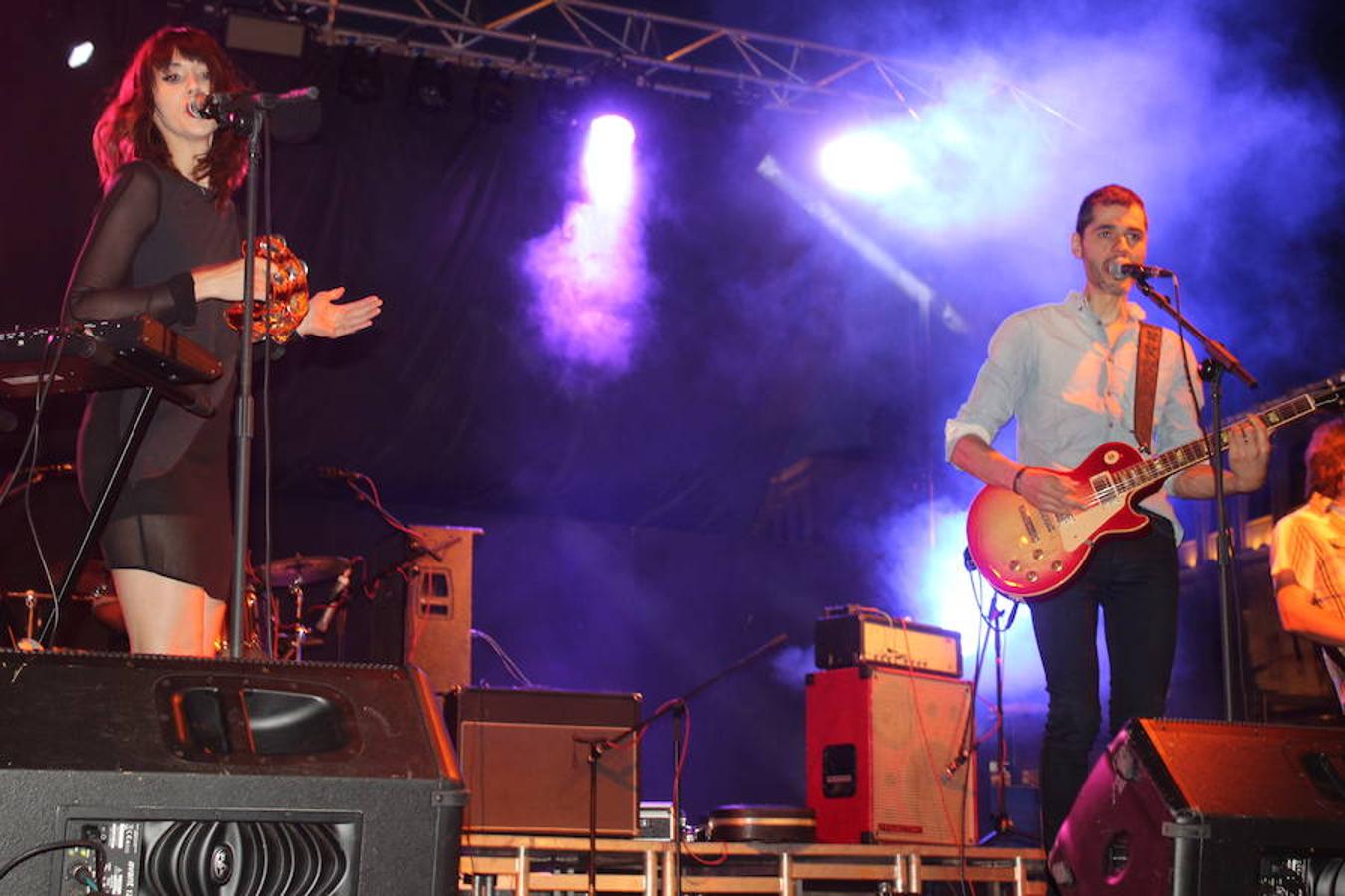 The Bright, por y para León