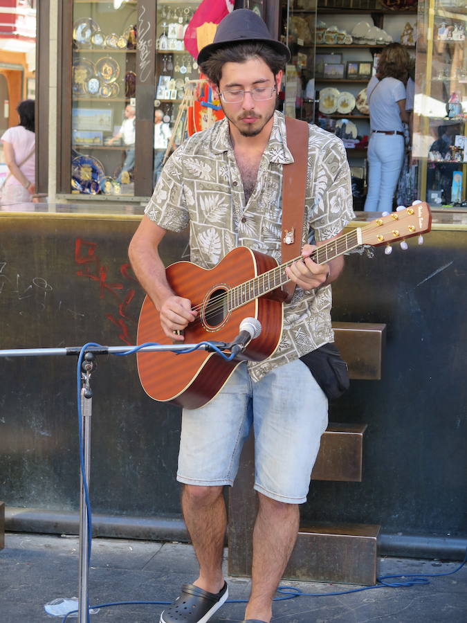 Los Blues Lee &#039;hacen el gamberro&#039; en León