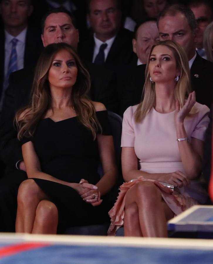 La mujer de Trump, Melania, y su hija Ivanka.