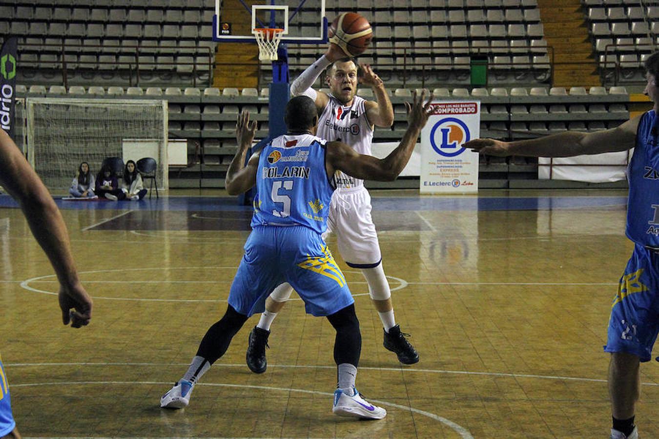 Agustinos 87-75 Queso Zamorano