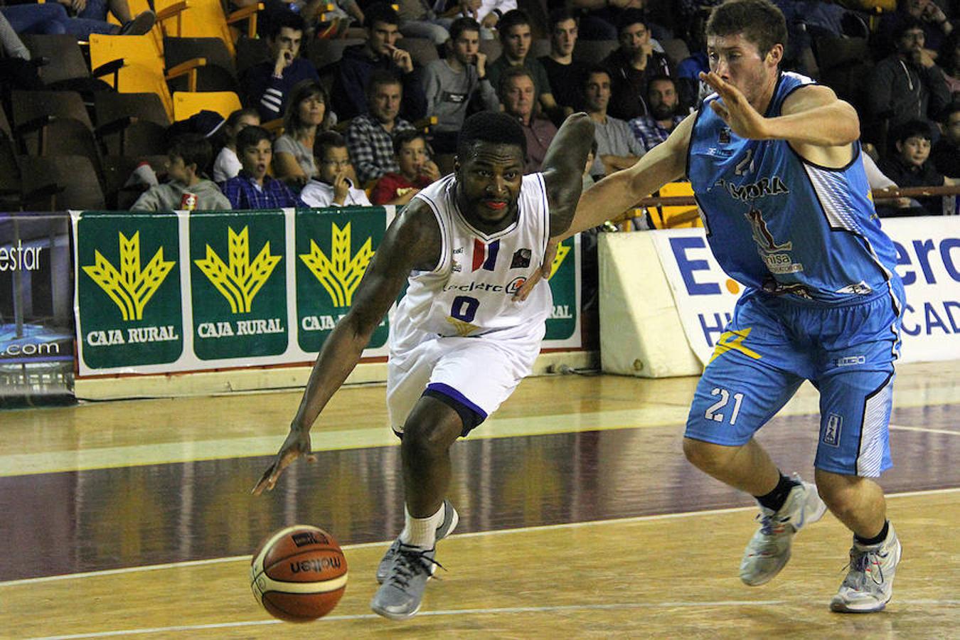 Agustinos 87-75 Queso Zamorano