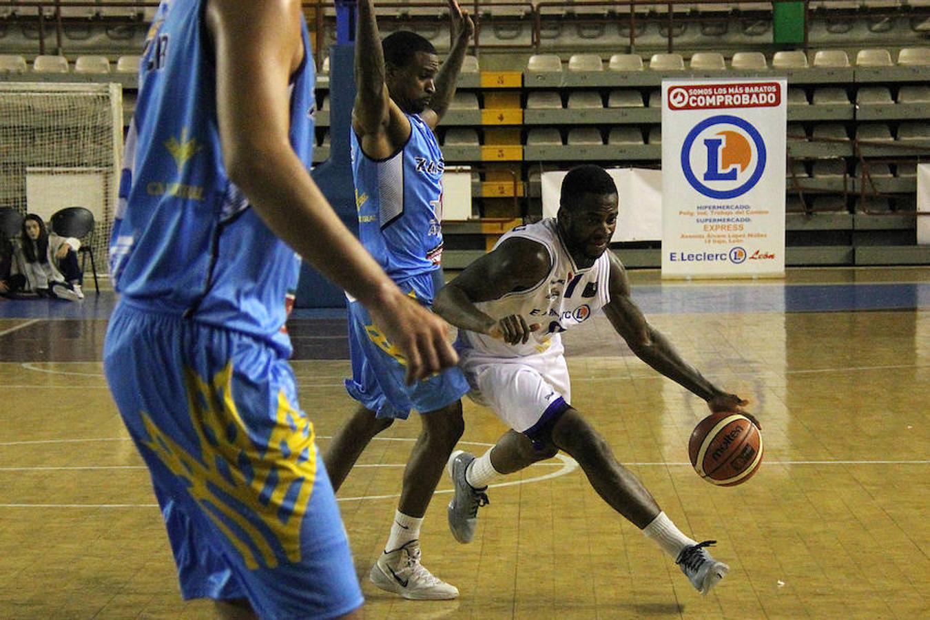 Agustinos 87-75 Queso Zamorano