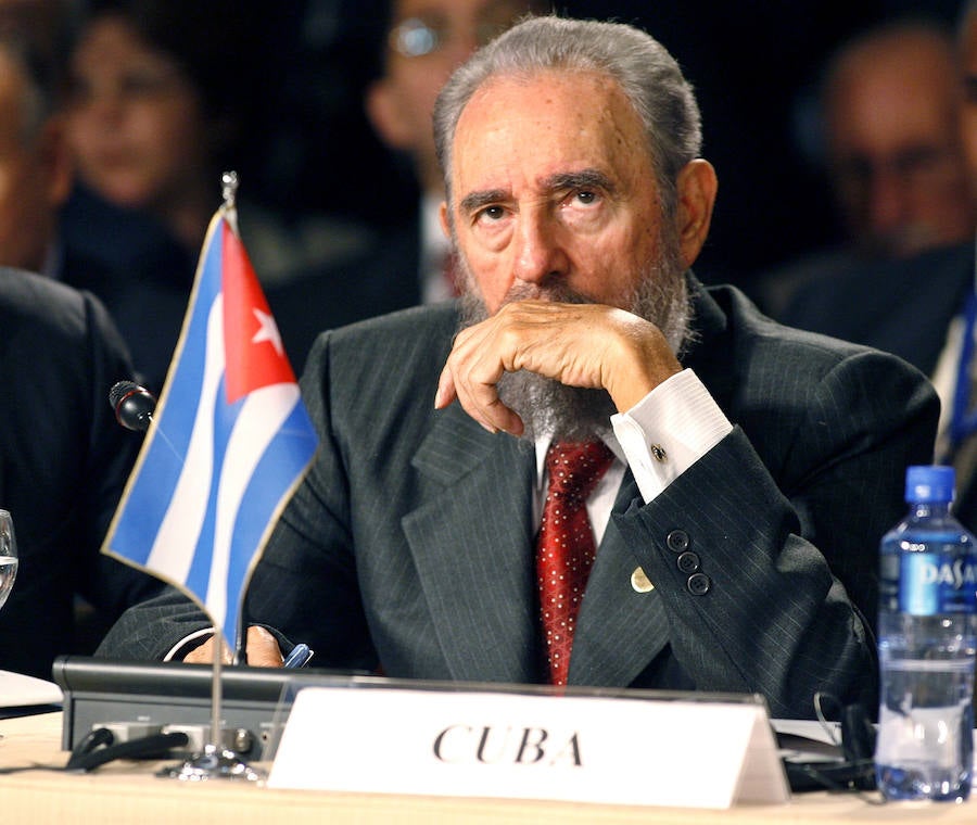 El presidente cubano acude a la cumbre de Mercosur en Córdoba (Argentina) en 2006.