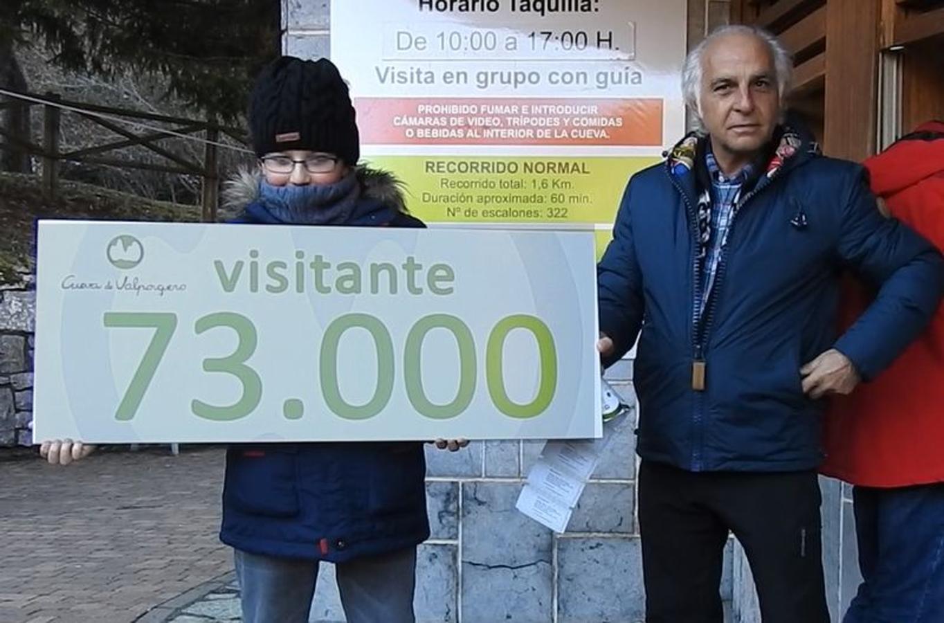 El visitante 73.000