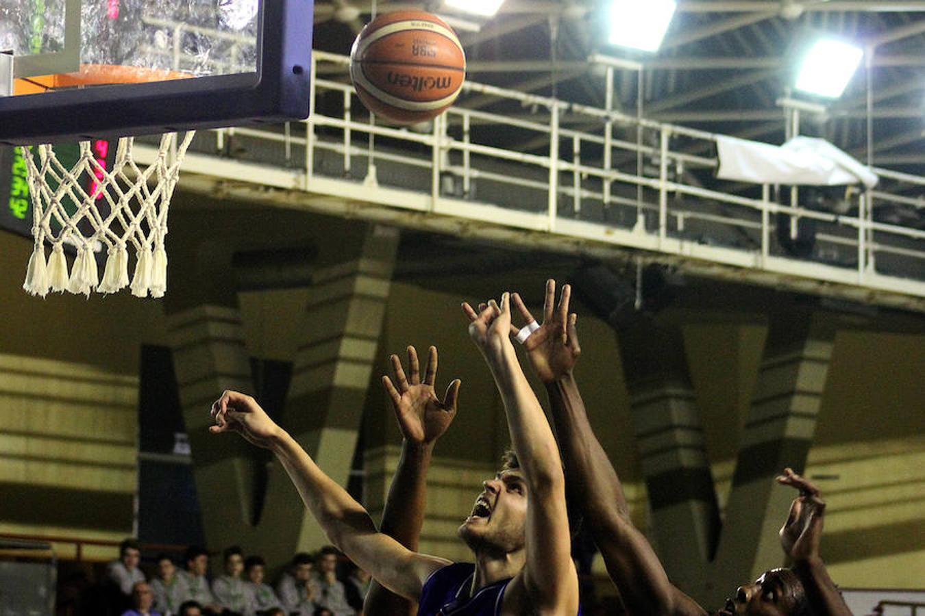 El Valladolid se impone en León