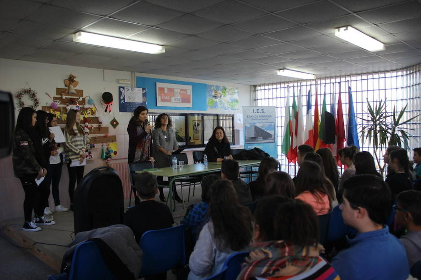 Care Santos, último Premio Nadal, en el IES Eras de Renueva