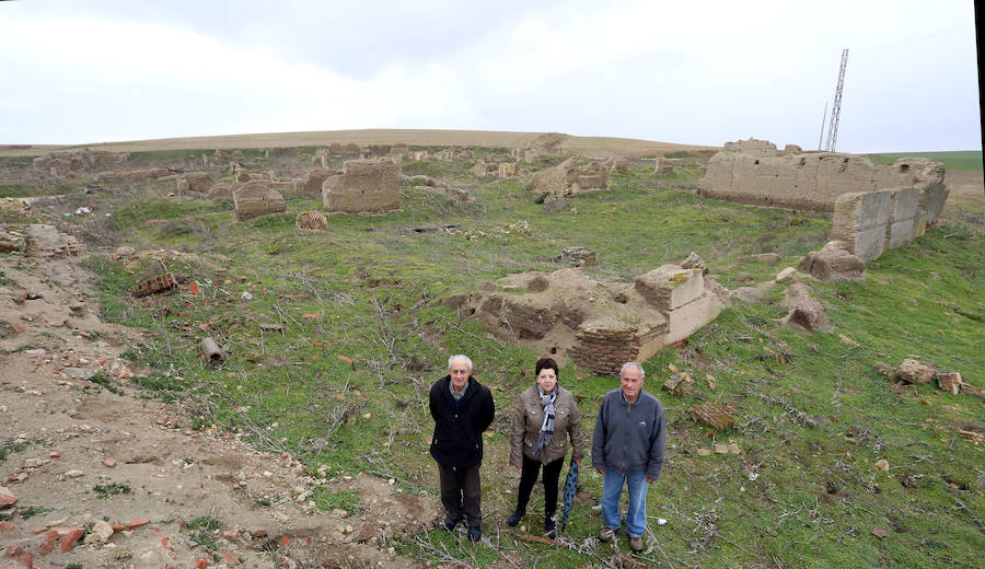 Nicolás Alonso y Mª Luz Alonso, algunos de los últimos habitantes en abandonar el pueblo de Honquilana (Valladolid)