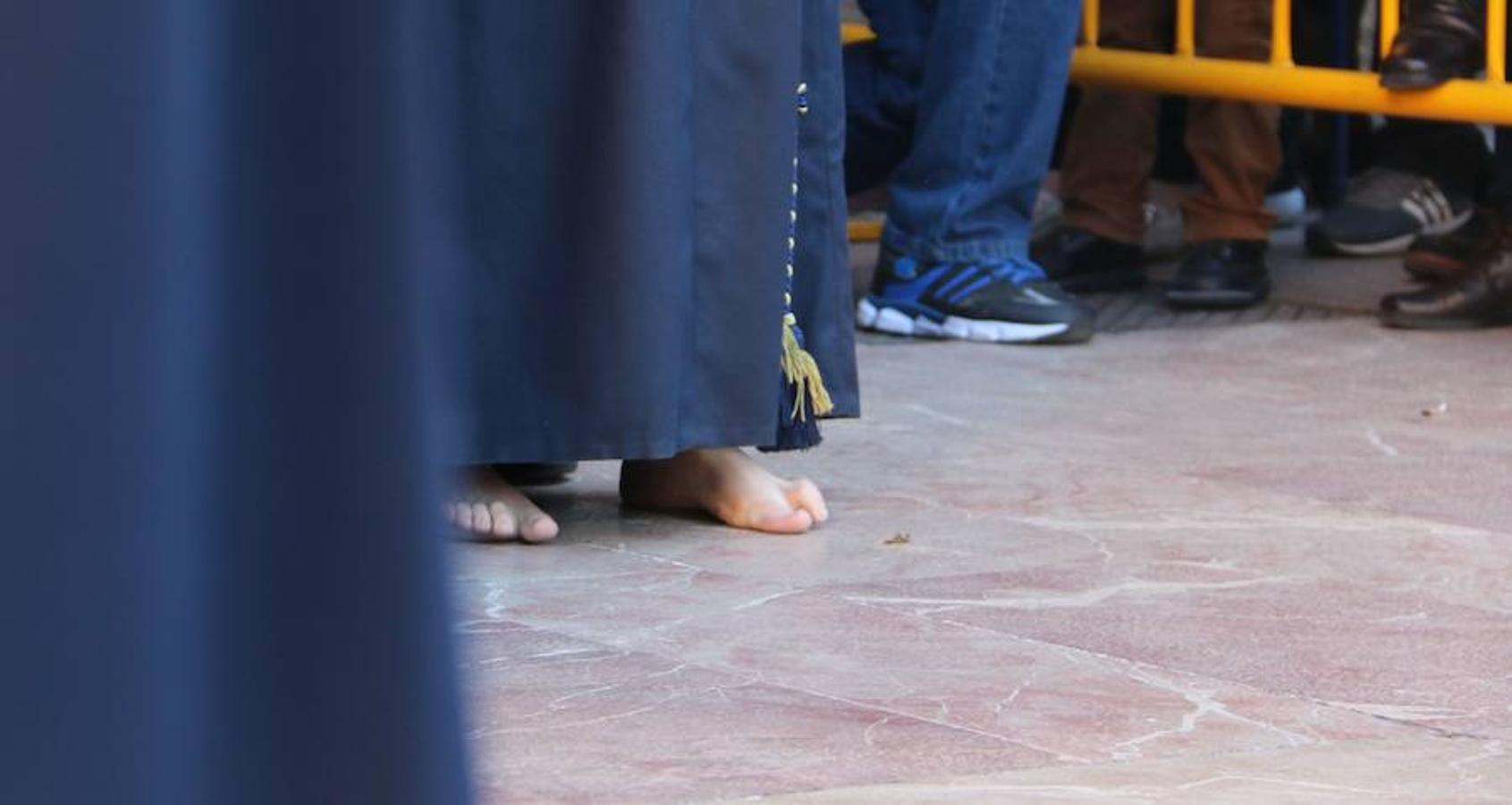 El sol arropa el Sábado de Pasión