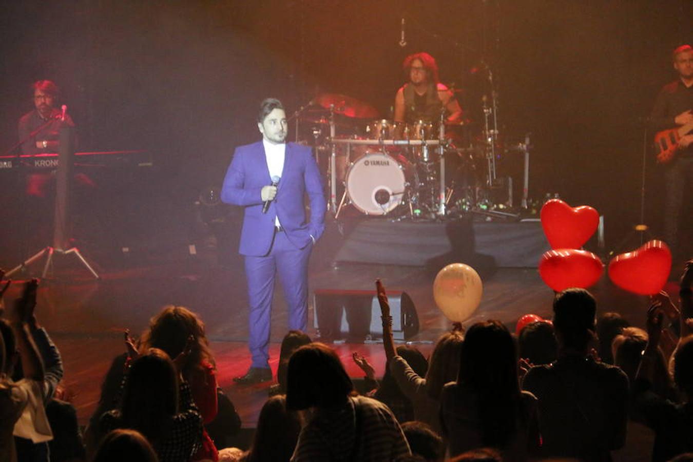 David Bustamante enamora al Auditorio de León