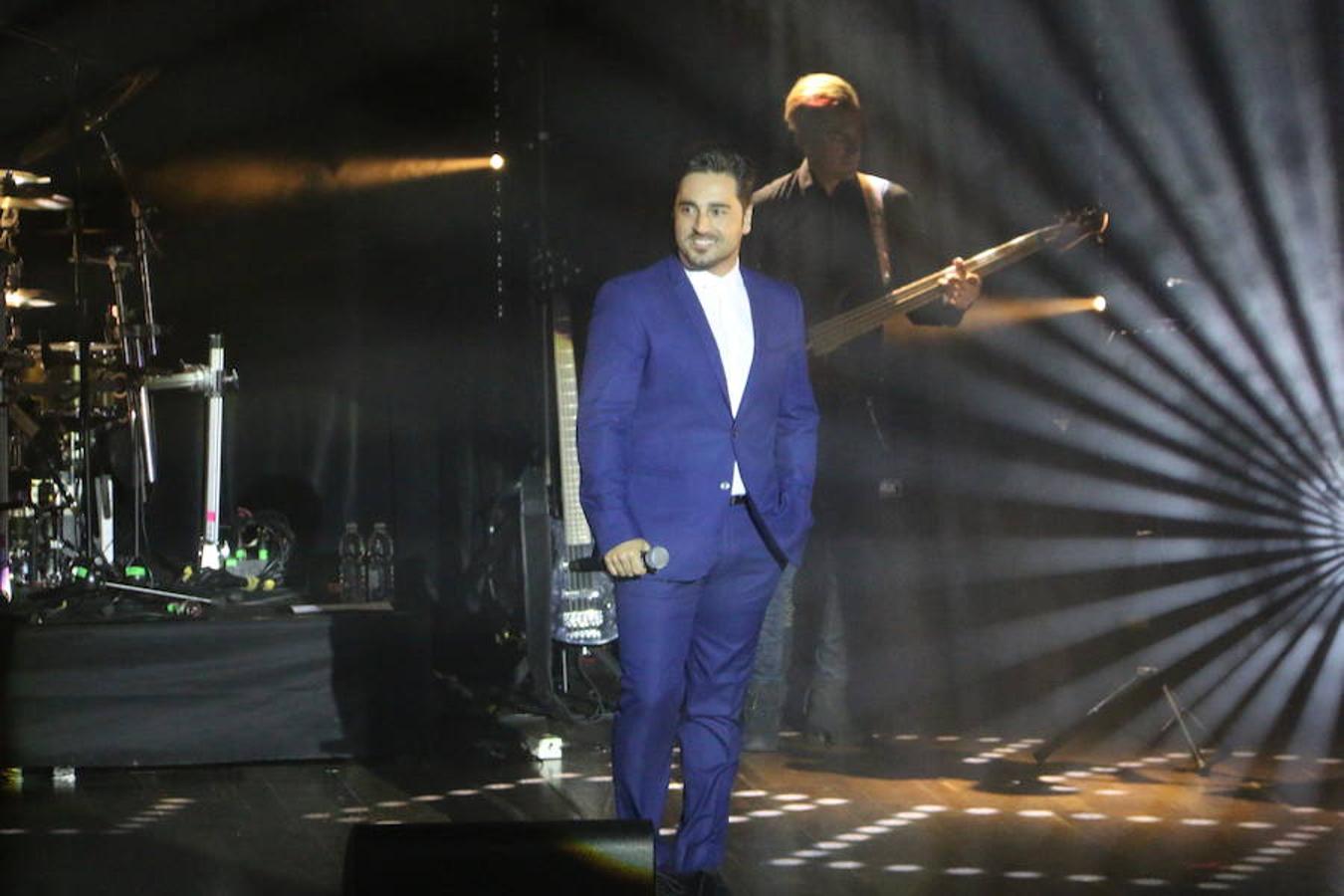 David Bustamante enamora al Auditorio de León