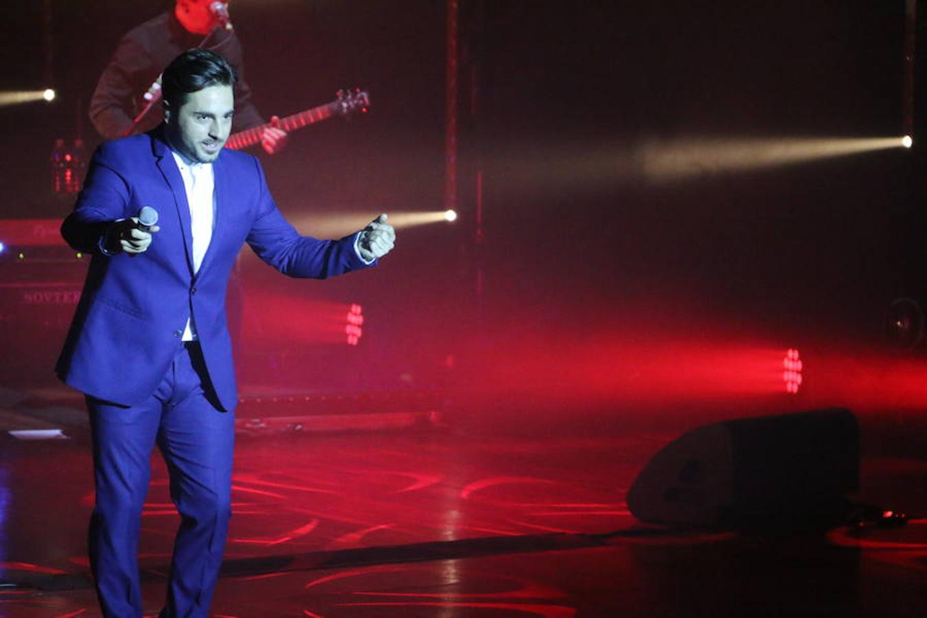 David Bustamante enamora al Auditorio de León