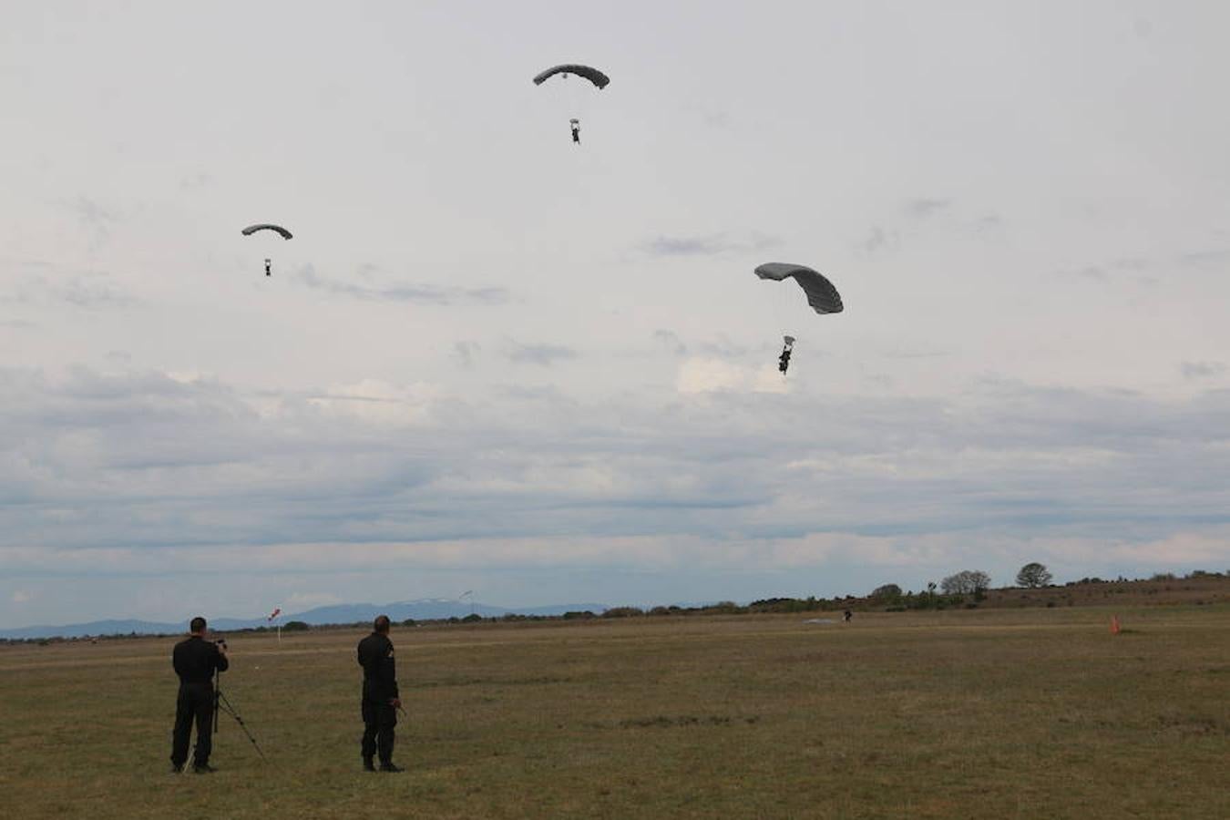 Paracaidistas de élite (II)