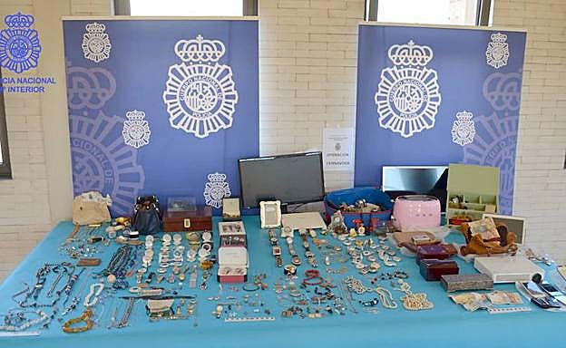 Material incautado por la Policía Nacional.