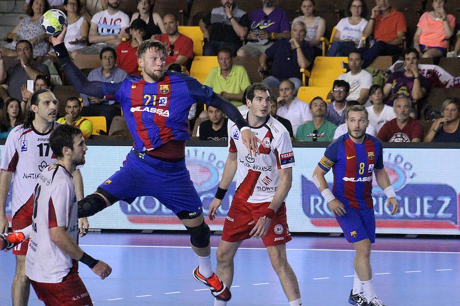 El Barcelona impone su ley