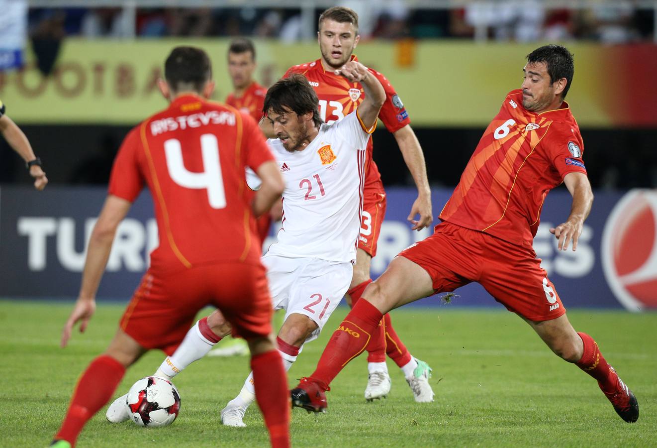 Macedonia recibe a Españane en un partido clasificatorio para el Mundial de rusia 2018.