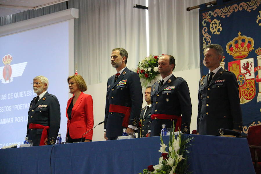 El Rey visita la Academia Básica del Aire (II)