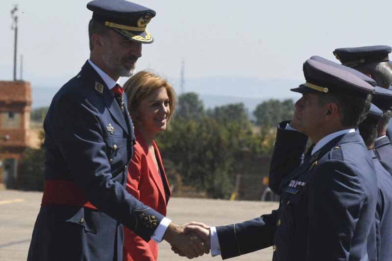 El Rey Felipe VI preside el acto conmemorativo del XXV aniversario de la Academia Básica del Ejército del Aire. Al acto asisten también la ministra de Defensa, María Dolores de Cospedal, y el presidente de la Junta, Juan Vicente Herrera.