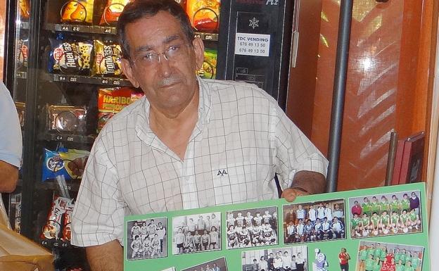 José Antonio Valladares, durante el homenaje.