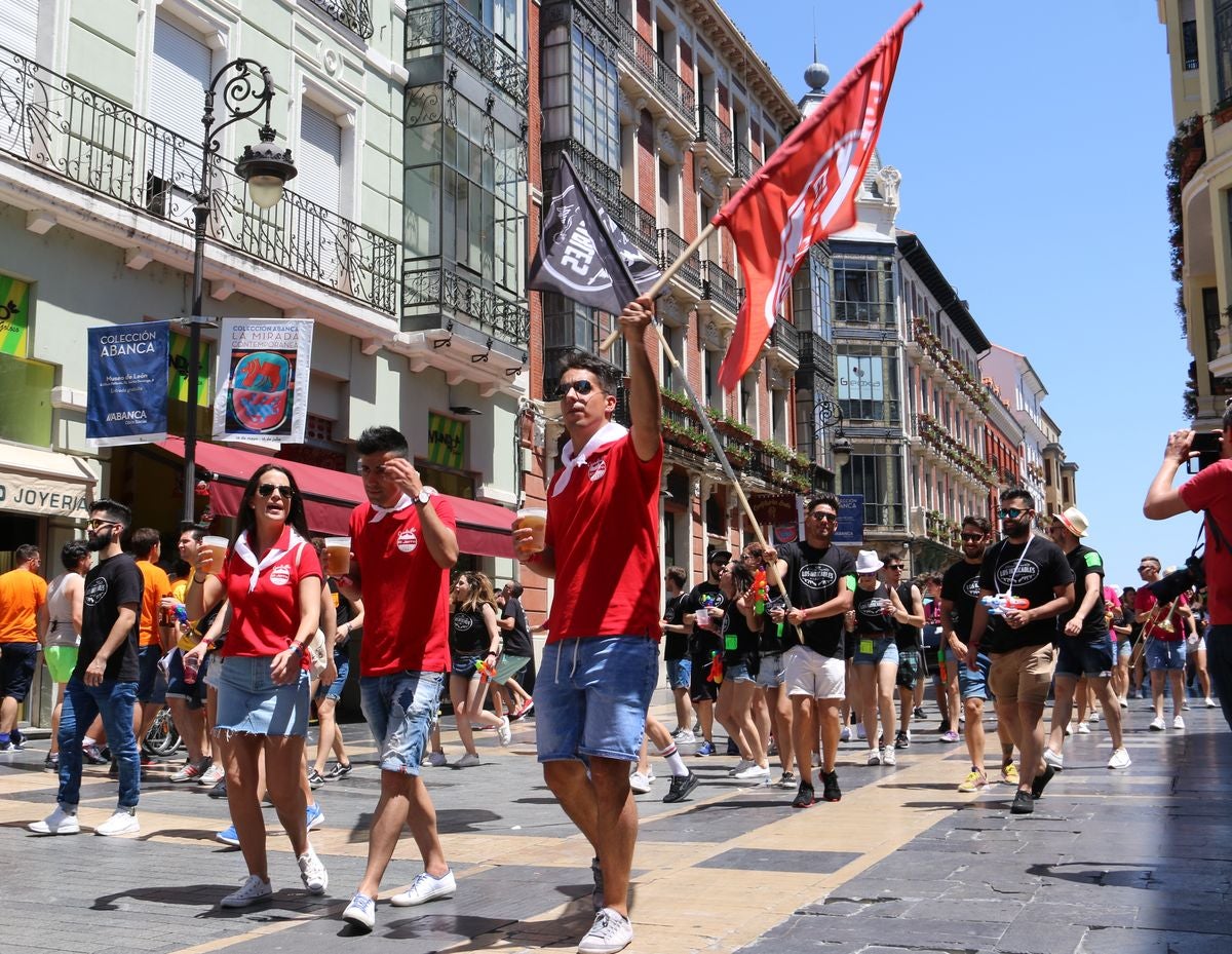 Colorido y música para anunciar el inicio de las fiestas