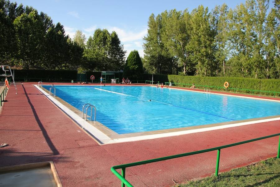 Piscinas de Veguellina.