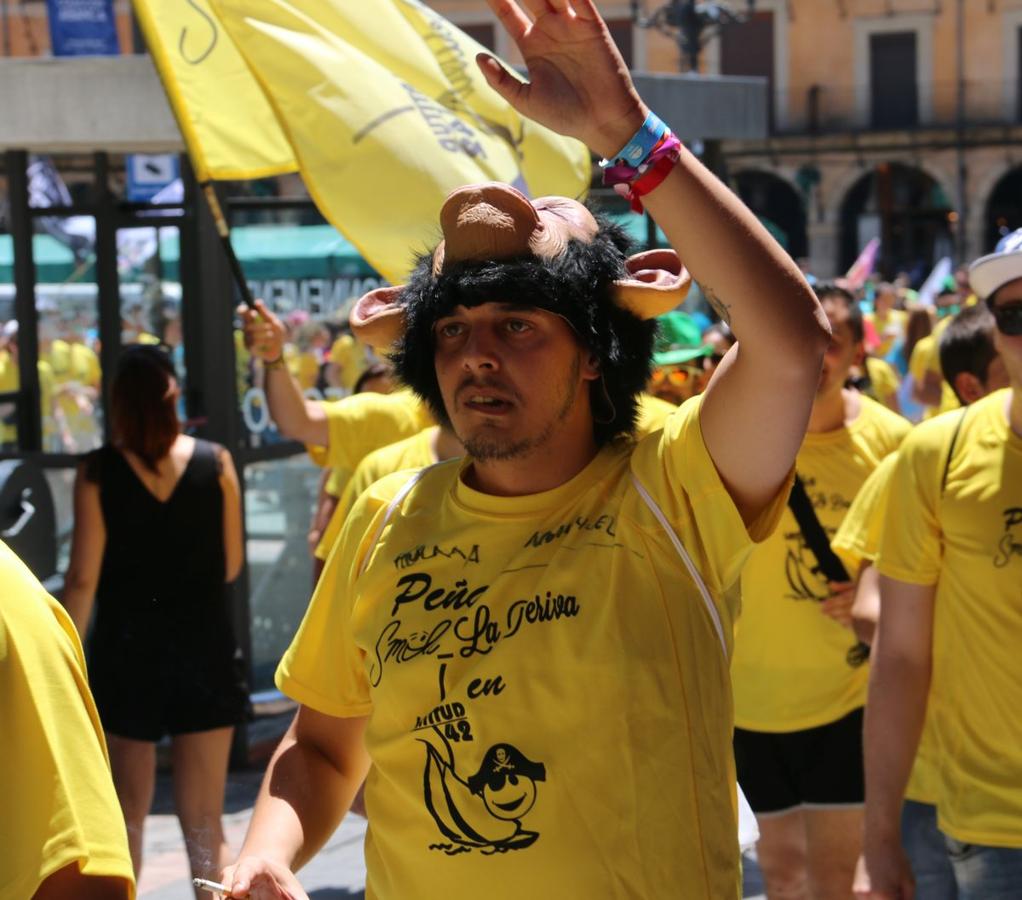 Colorido y música para anunciar el inicio de las fiestas