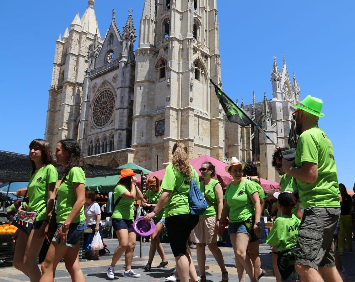 Colorido y música para anunciar el inicio de las fiestas