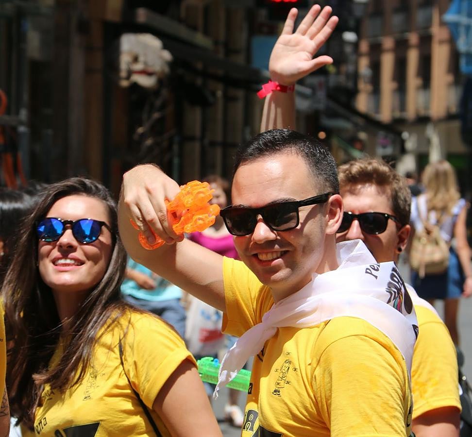 Colorido y música para anunciar el inicio de las fiestas