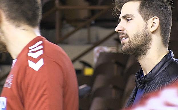 Biosca, jugador del Ademar.