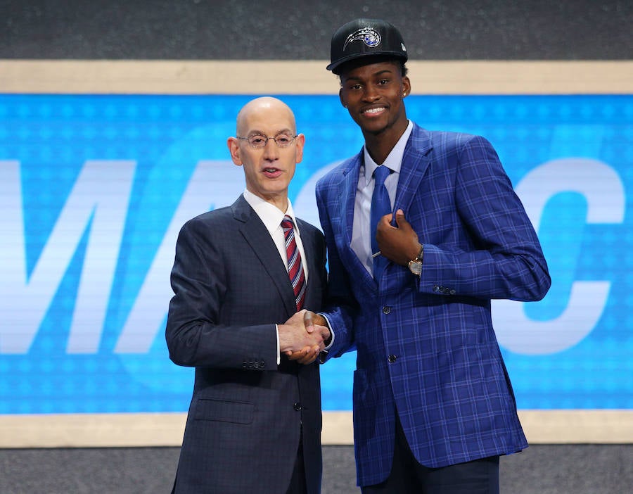 Jonathan Isaac, seleccionado con el número 6 por los Magic.