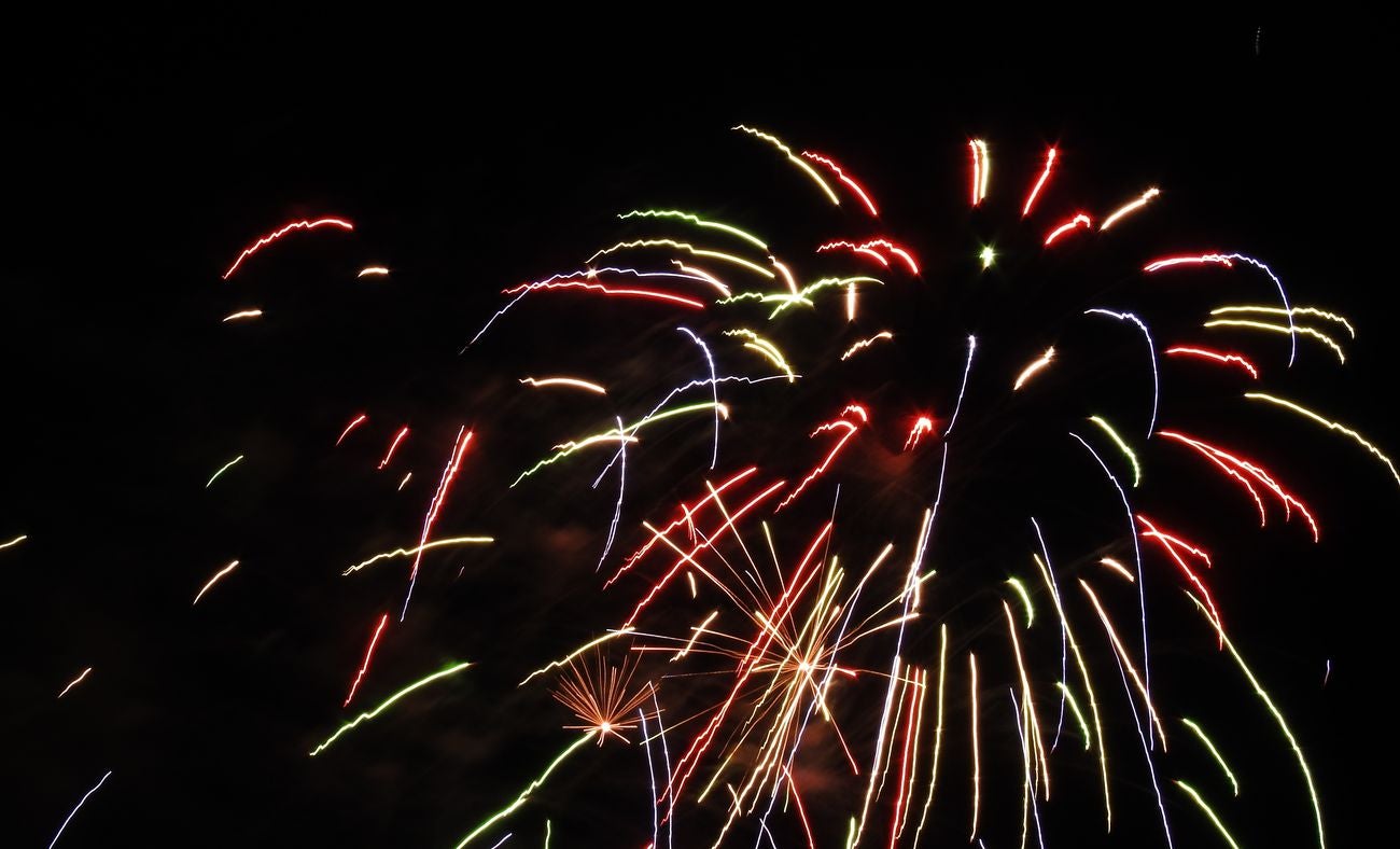 Las mejores imágenes de los fuegos artificiales de San Juan (I)