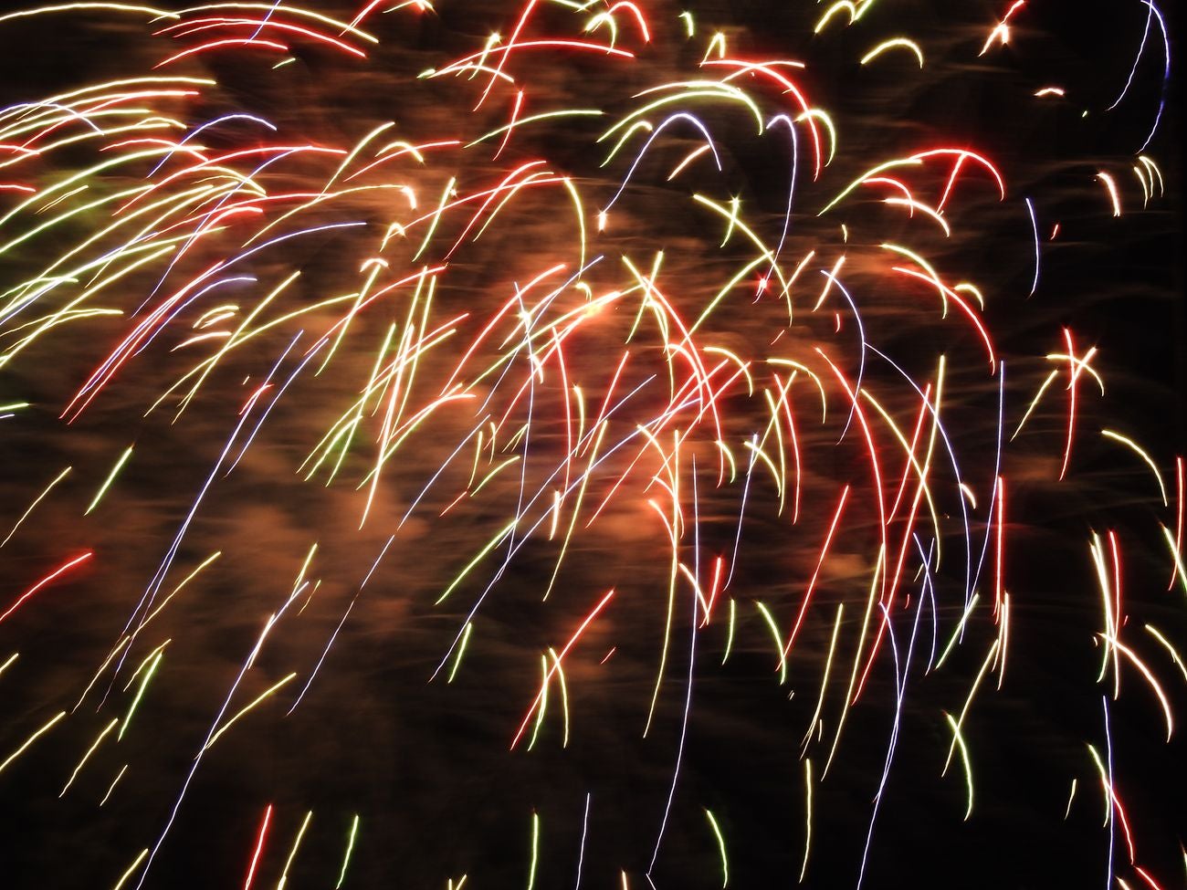 Las mejores imágenes de los fuegos artificiales de San Juan (I)