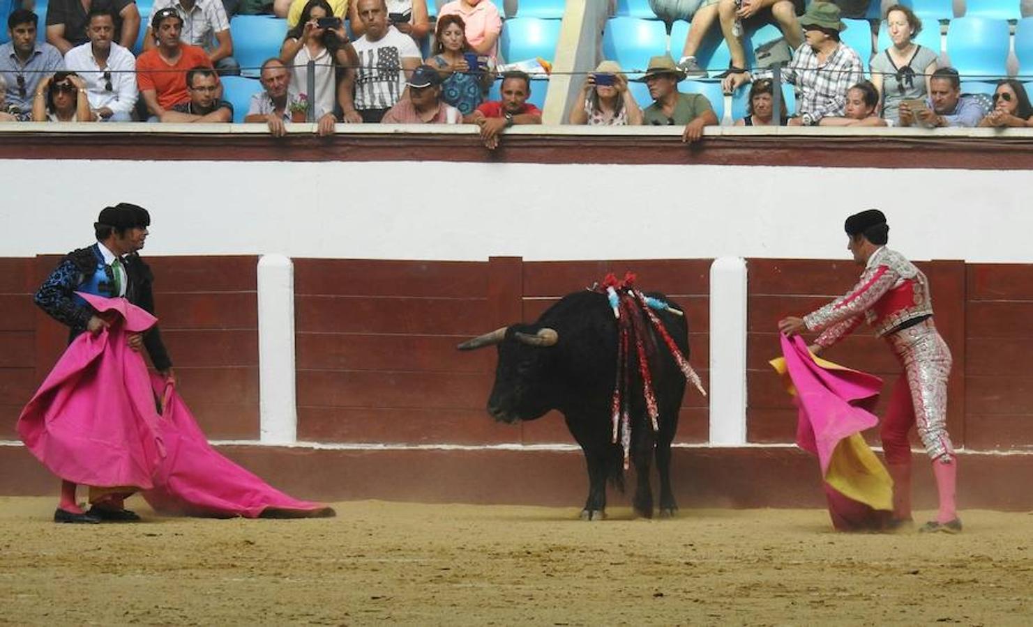 Las mejores imágenes de la corrida de rejones (I)