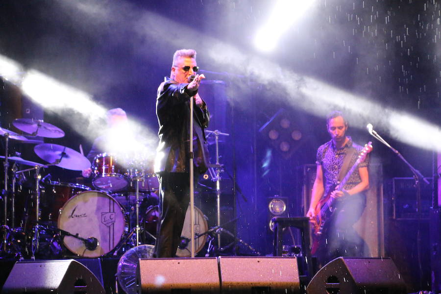 Loquillo encandila a León