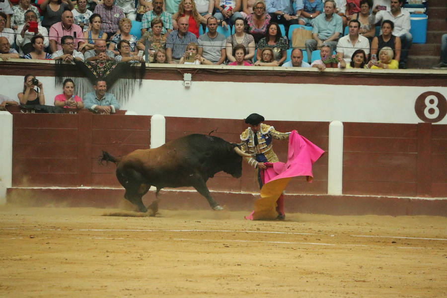 Las mejores imágenes de la corrida de toros de Fiestas de San Juan y San Pedro (II)