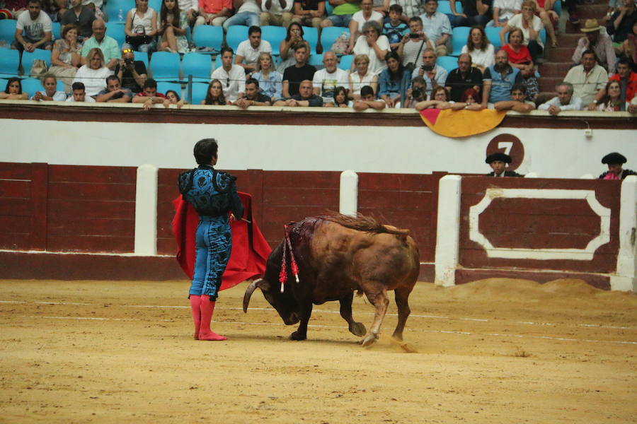 Las mejores imágenes de la corrida de toros de Fiestas de San Juan y San Pedro (II)