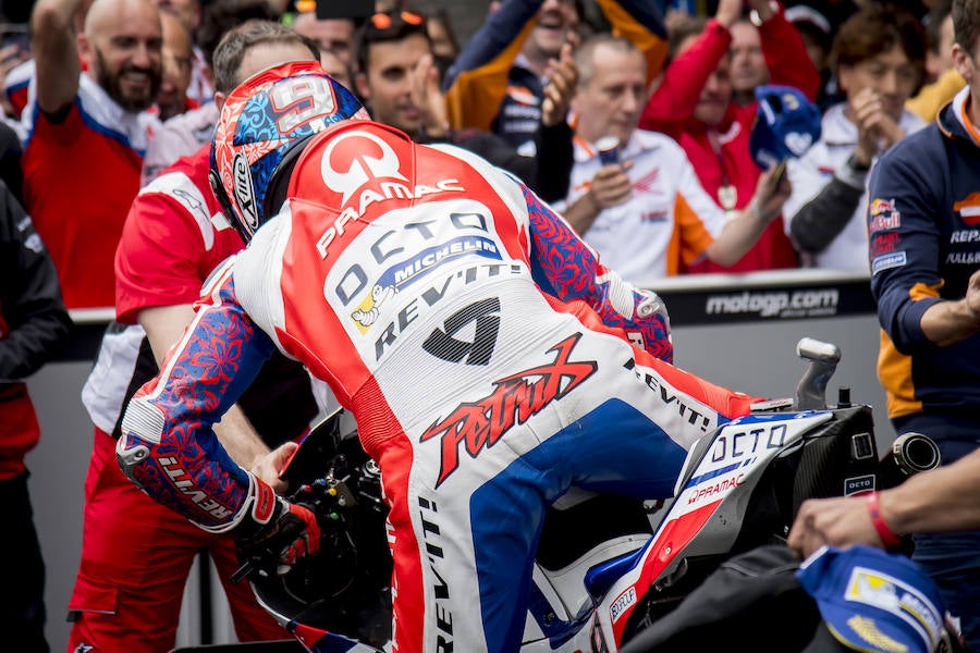 El italiano Danilo Petrucci (Ducati Pramac) quedó segundo en la carrera de MotoGP disputada en Assen. 