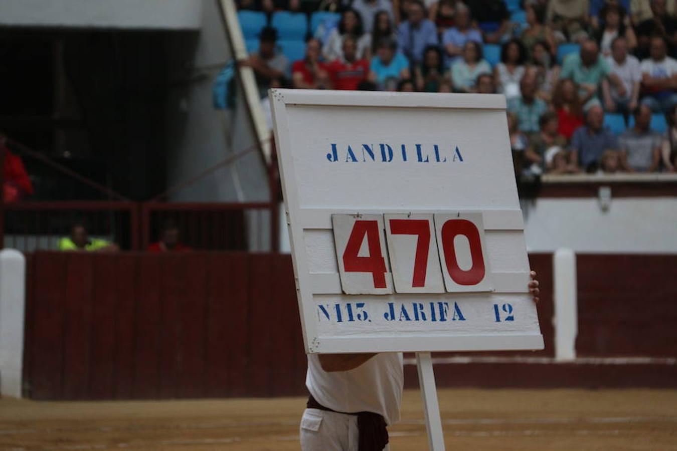 Las mejores imágenes de la corrida de toros de Fiestas de San Juan y San Pedro