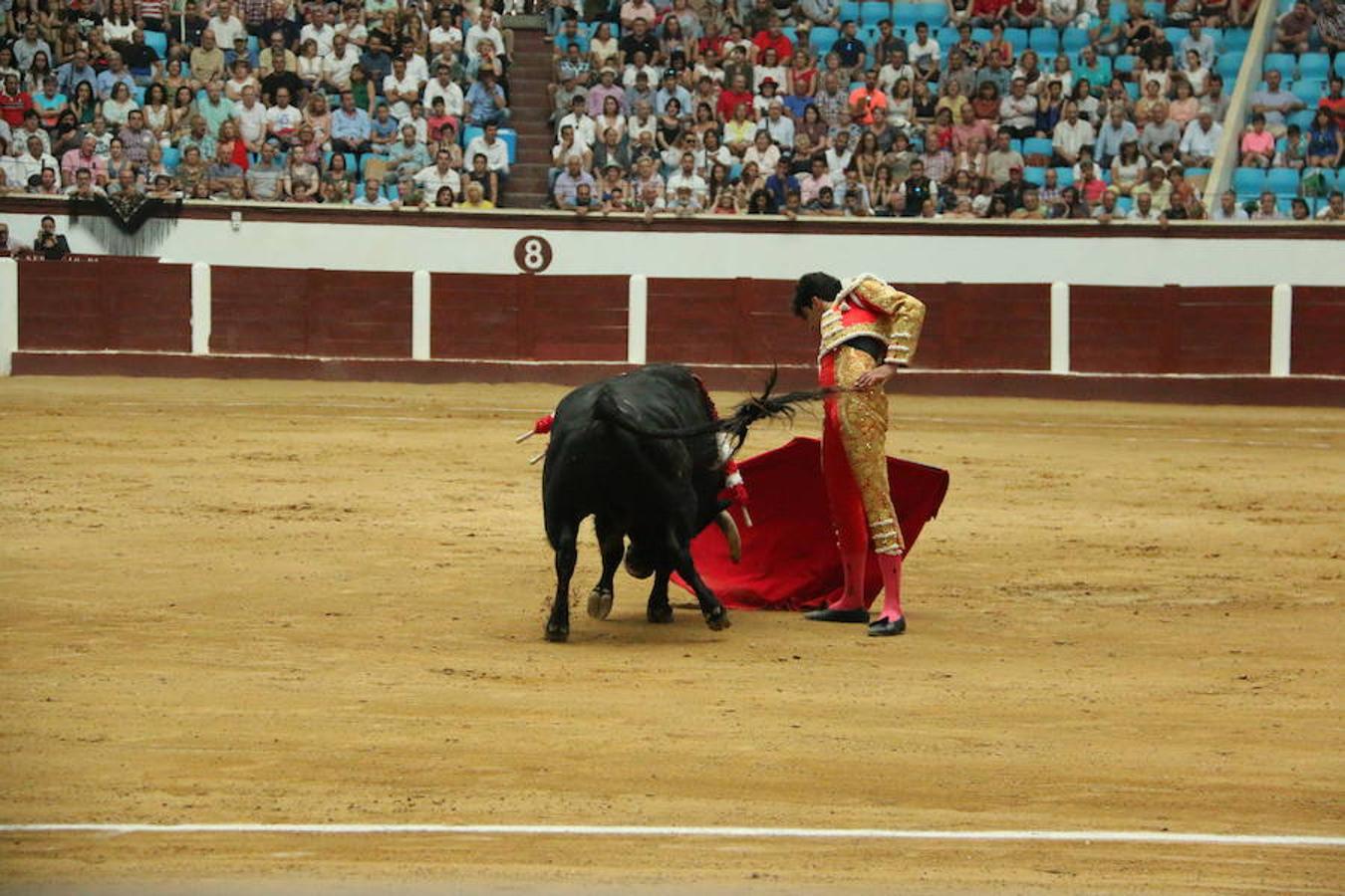 Las mejores imágenes de la corrida de toros de Fiestas de San Juan y San Pedro