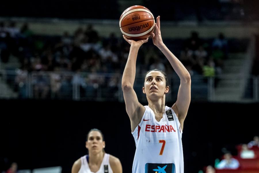 La selección española se impuso a Francia para proclamarse campeona de Europa de baloncesto en Praga.