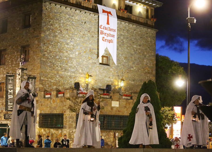 La imposición de la capa y la Quiebra de Luna estrenan las celebraciones de la Noche Templaria