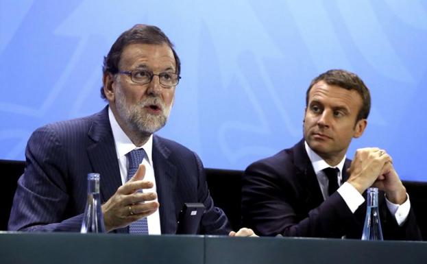 Rajoy y Macron.