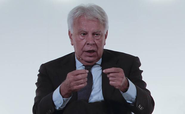 Felipe González en el foro organizado por Vocento.