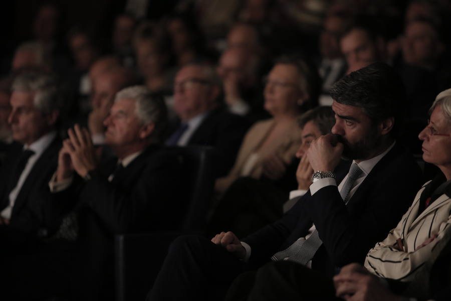 Los tres expresidentes exponen su visión sobre los retos que superó España en el pasado y los que afronta en la actualidad.