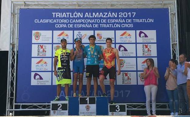 Viñuela, rey de la Copa de España de triatlón Cross