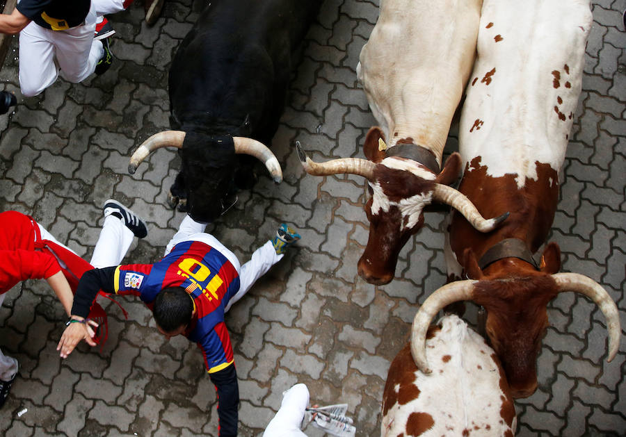 Los toros de la ganadería de Jandilla han corrido el encierro más rápido de los Sanfermines, con una duración de dos minutos y doce segundos, y sin heridos por asta.